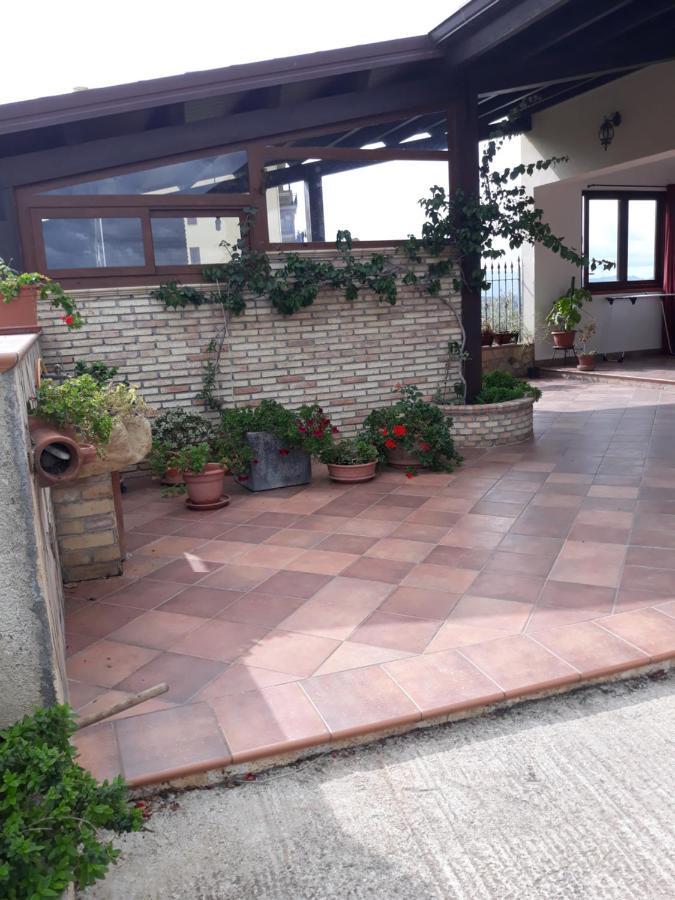 La Casa Di Bia Acomodação com café da manhã Corleone Exterior foto